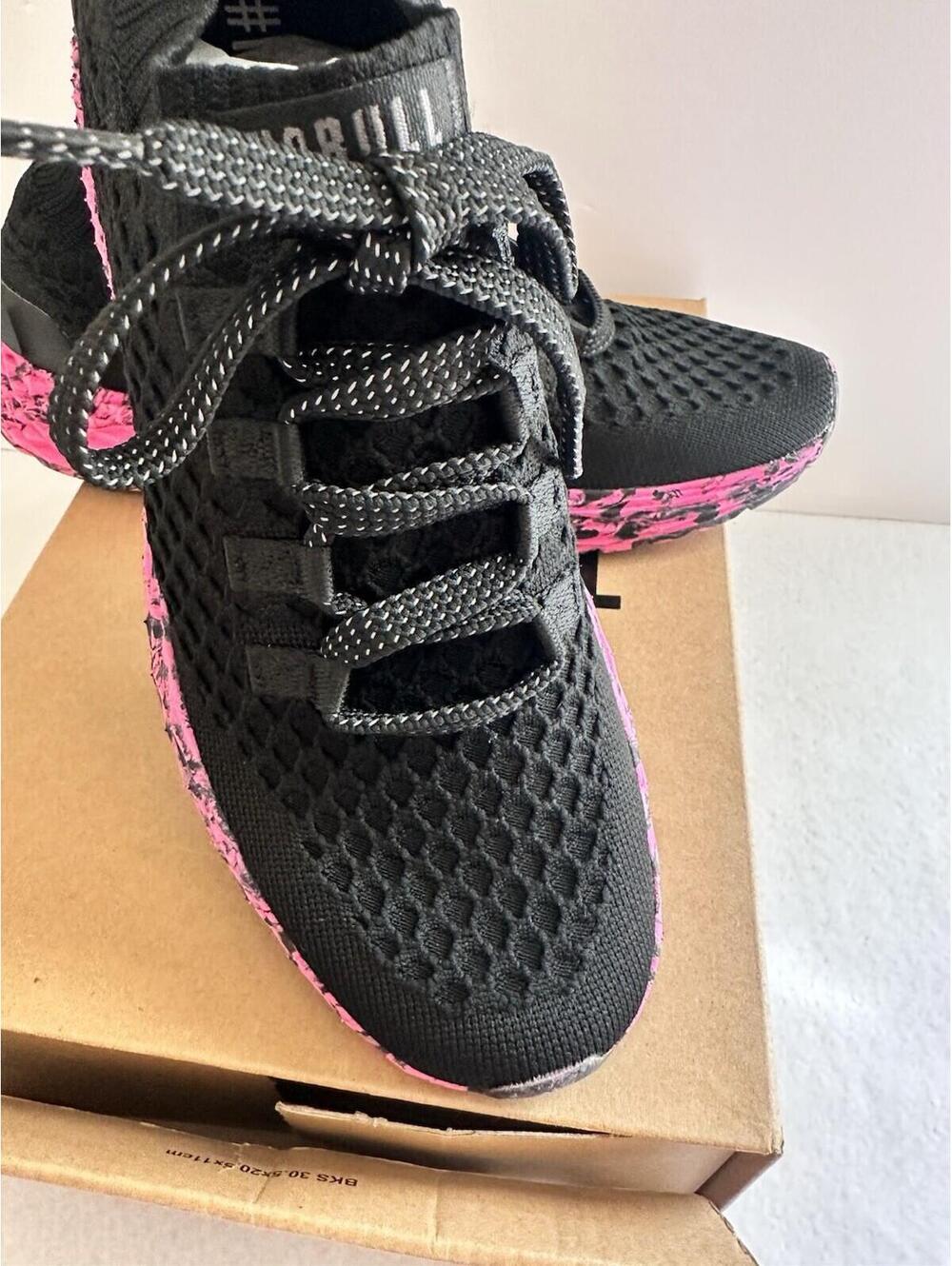 NEW NOBULL Diamond Knit Runner - Men 6.5 Women 8 Running Athletic Shoe Black
